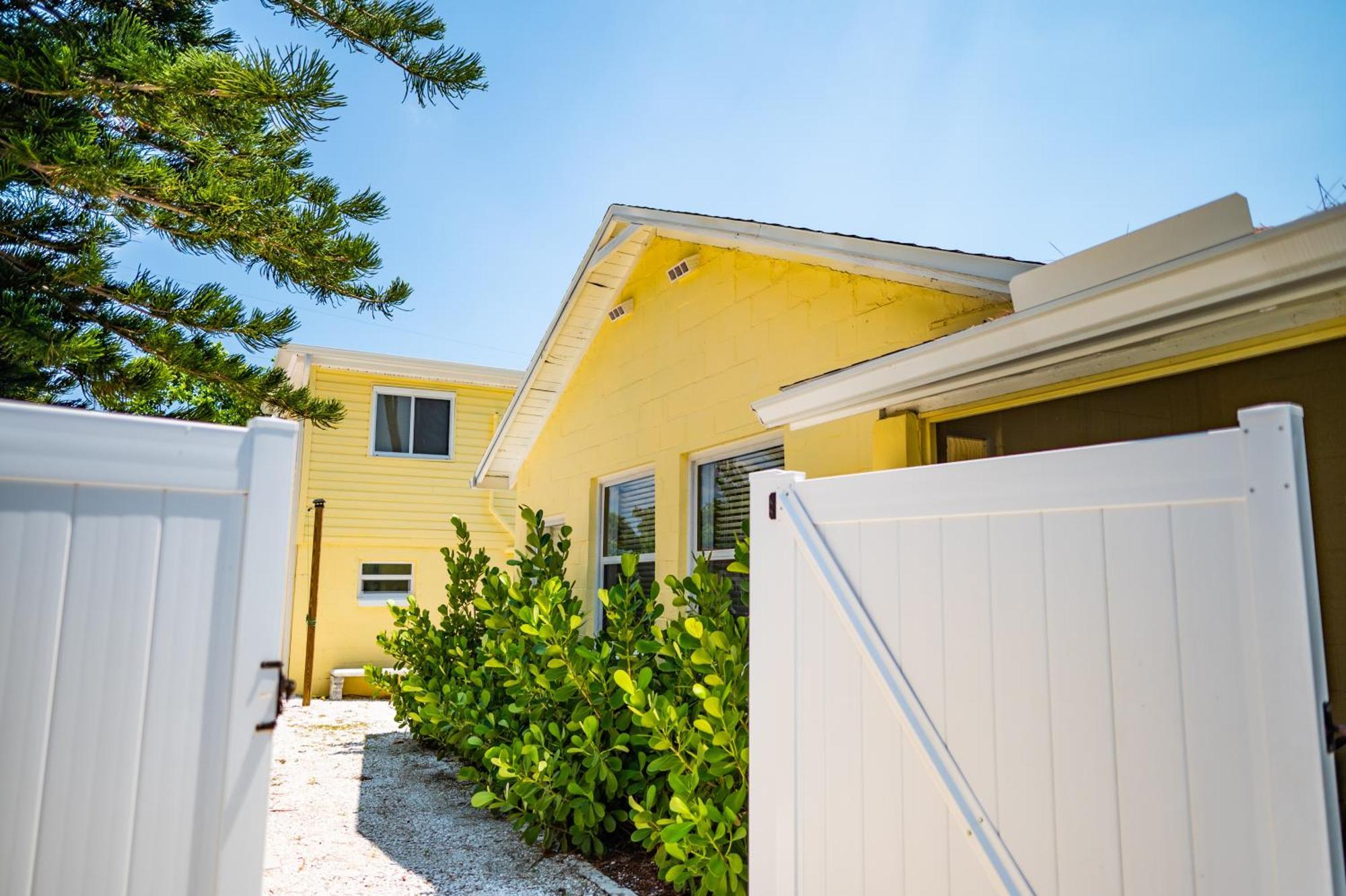 Sun-Drenched 1Br Apt - 5Min Walk To Beach Clearwater Beach Dış mekan fotoğraf